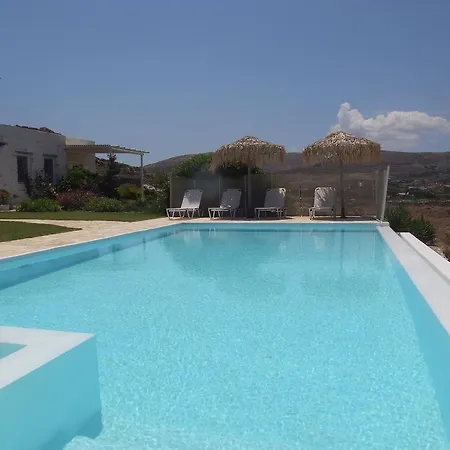 Villa Naousa Villa Naousa (Paros)