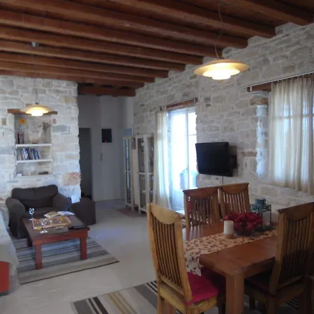 Villa Villa Naousa *